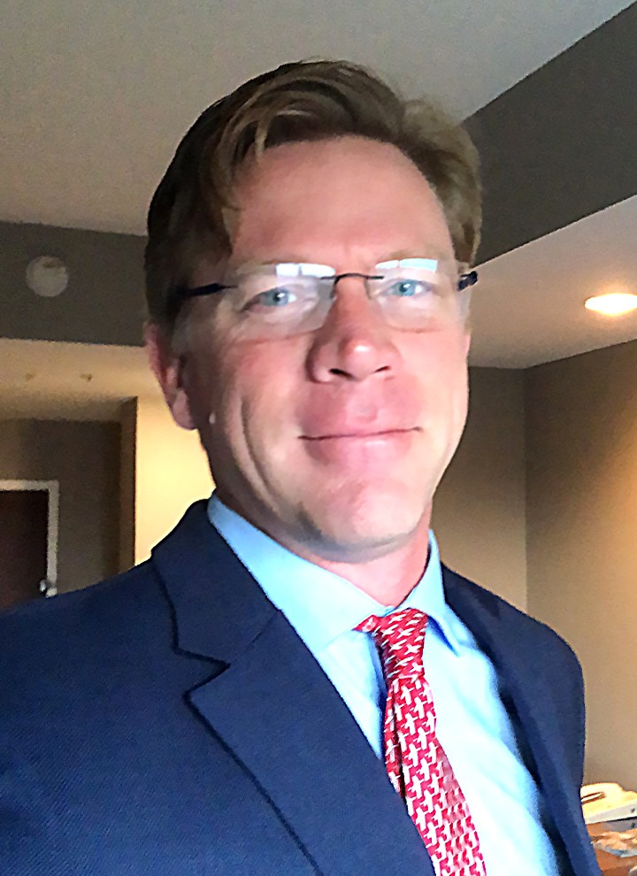headshot of Geoffrey West